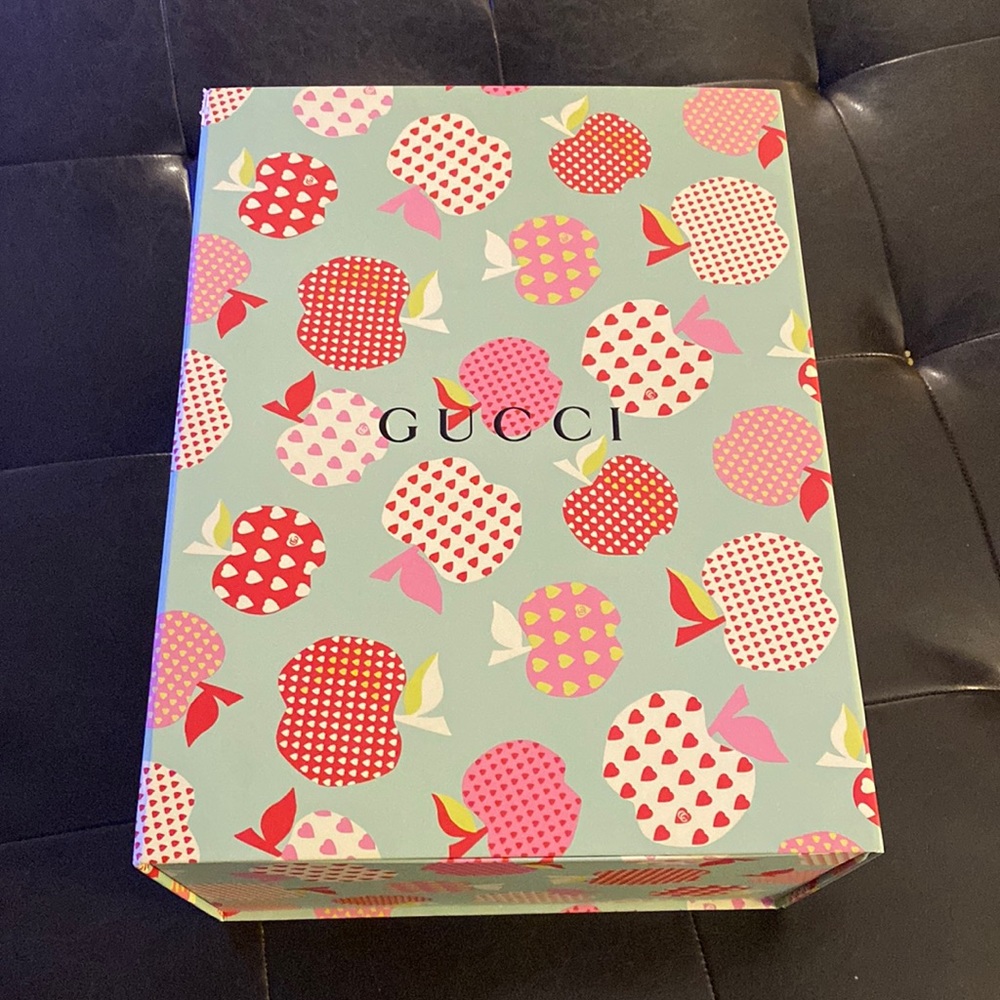 Large Rare Gucci Box with tissue paper